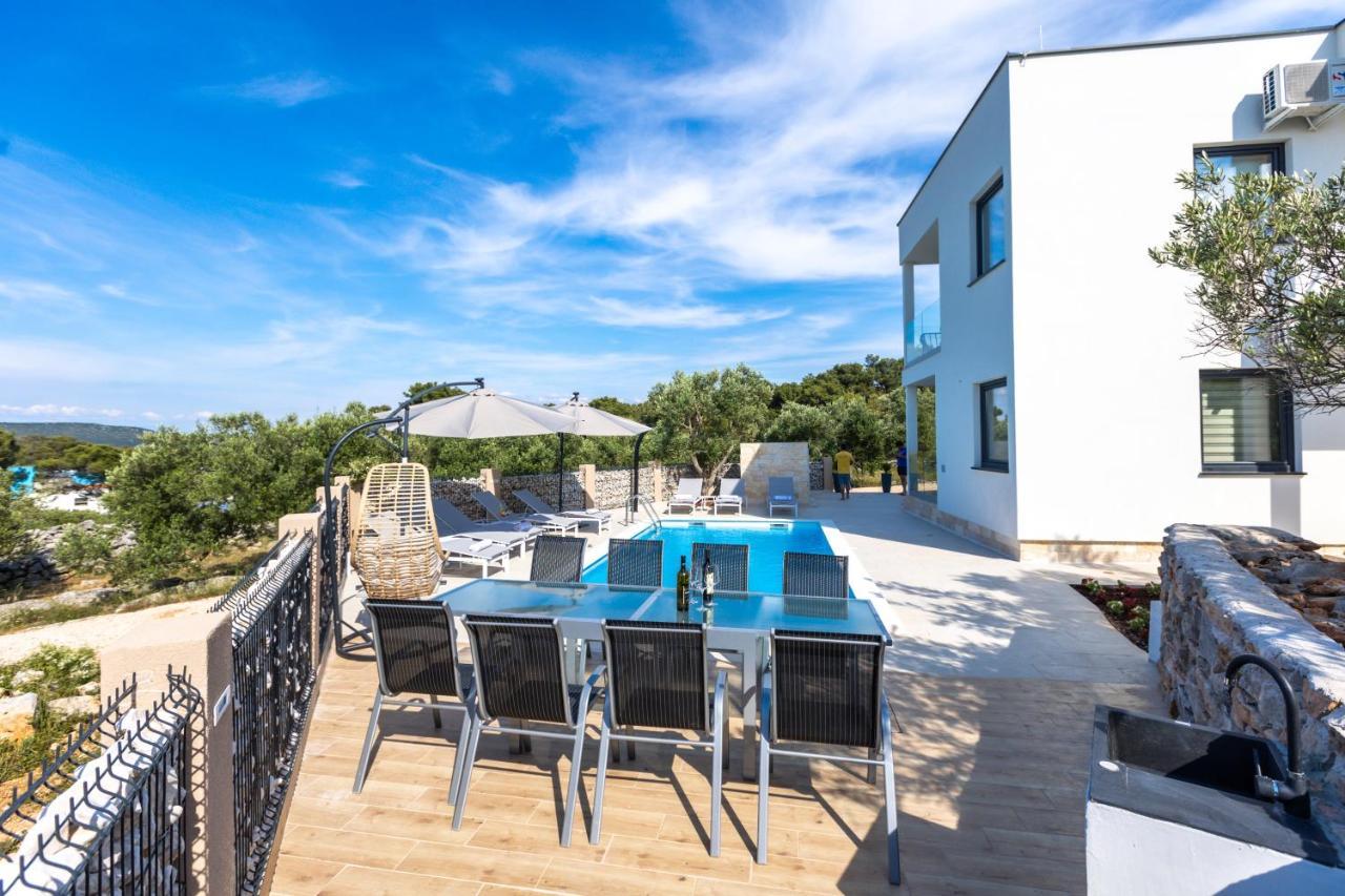 Luxury Apartments Mauro With Heated Pool โบชาวา ภายนอก รูปภาพ